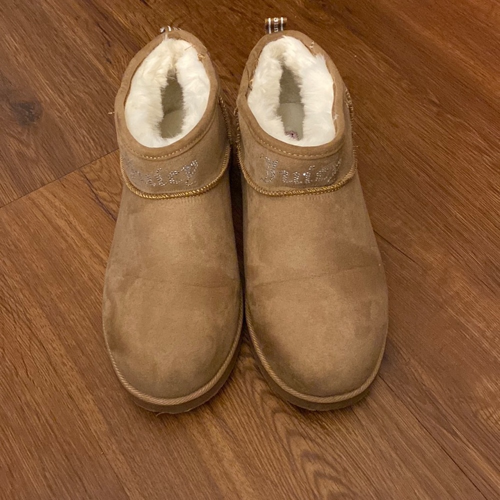 JUICY COUTURE booties!! Worn 1x. Comfy and warm!